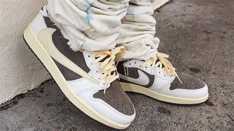 The Travis Scott x Air Jordan 1 Low "Reverse Mocha" Finally Has a ...