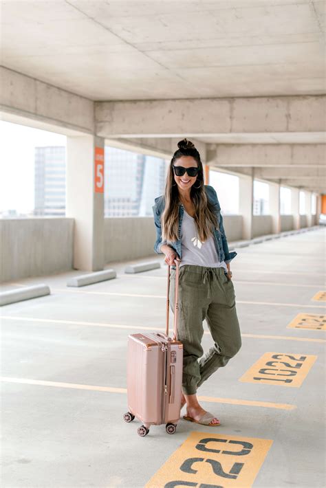 What to Wear for Summer Travel | Style Your Senses | Casual travel outfit, Cute travel outfits ...