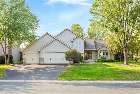 Chanhassen, MN Real Estate - Chanhassen Homes for Sale | realtor.com®