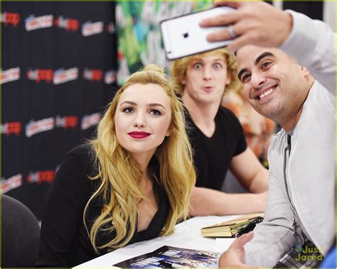 Logan Paul & Peyton List Promote 'The Thinning' at NYCC | Photo 1036625 ...