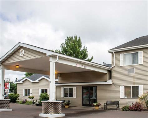 Comfort Inn in Ironwood, MI - (906) 932-2...