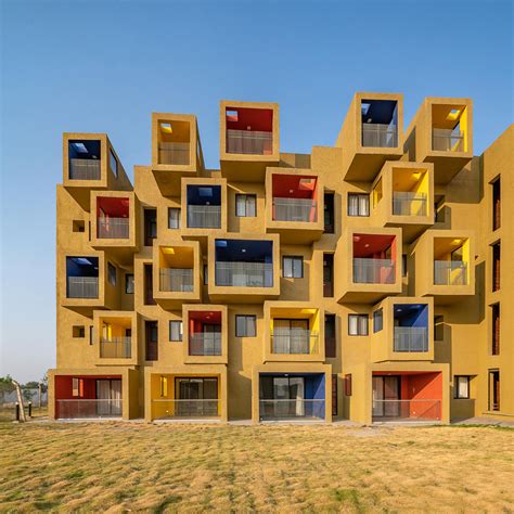 Sanjay Puri Architects designs residential building with colorful cuboid terraces in India