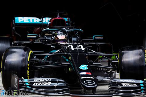 F1: Black livery doesn't make car run hotter - Mercedes · RaceFans