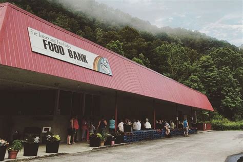 Fishes And Loaves Food Pantry Prestonsburg Ky - Unique Fish Photo