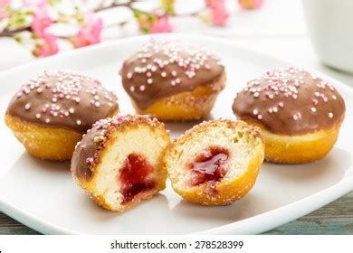 Petite Sufganiyah Chocolate Topping Marmelade Filling Stock Photo 278528399 | Shutterstock