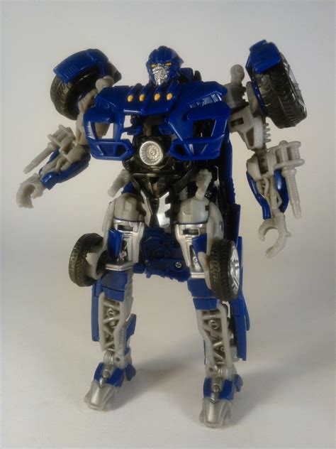 Transformers the Ride Evac In Hand Pictures - Transformers News - TFW2005