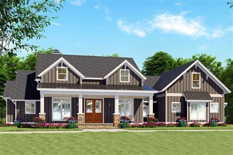 Plan 70640MK: Lovely Modern Farmhouse Plan with Bonus Room above Garage ...