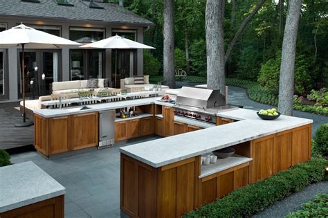 30 Fresh and Modern Outdoor Kitchens