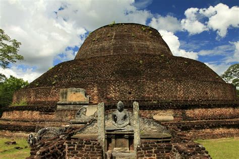 Polonnaruwa sri lanka - Google Search | Polonnaruwa, Ancient temples, Sri lanka