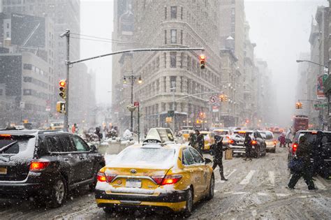 Winter Storm Niko will hit NYC tonight: what you need to know - Curbed NYclockmenumore-arrow ...