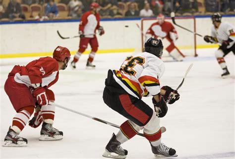 How does Overtime Work in Hockey? (with pictures)