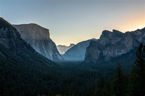 Sunrise in Yosemite : r/NationalPark