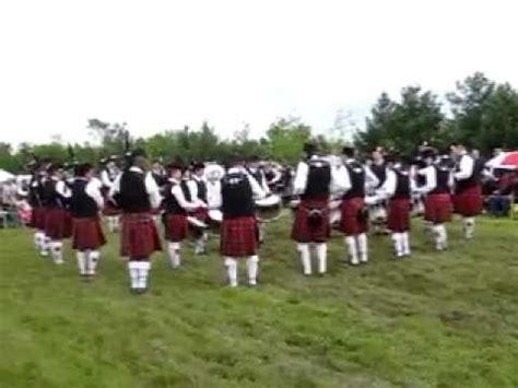 Rob Roy Pipe Band Gr. - 2 Kingston Scottish Festival 2011 - YouTube