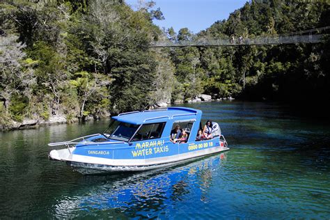 Marahau Water Taxis Attractions & Activities in Abel Tasman National Park New Zealand