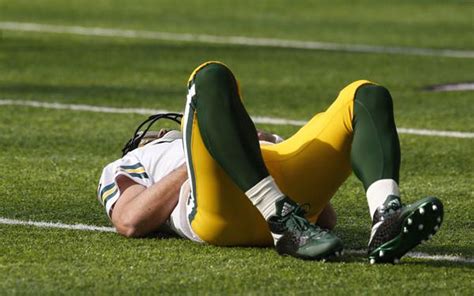 Aaron Rodgers injury update: Green Bay Packers QB broke collarbone ...