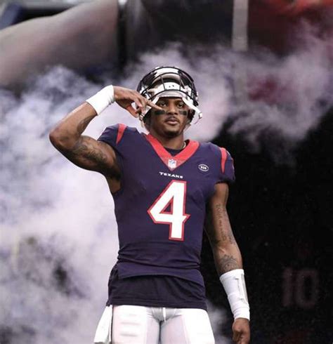 Deshaun Watson [NFL] Stats, Injury, Salary, Contract, Dating