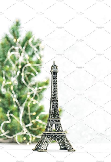 Eiffel Tower Christmas tree decorati | Eiffel tower, Eiffel, Christmas tree