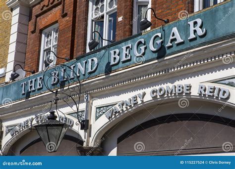 The Blind Beggar Pub in London Editorial Stock Image - Image of gang ...