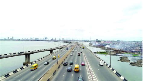 FG diverts traffic as repair works begin on Third Mainland Bridge Monday