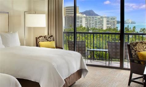 Rooms & Suites | Hilton Hawaiian Village