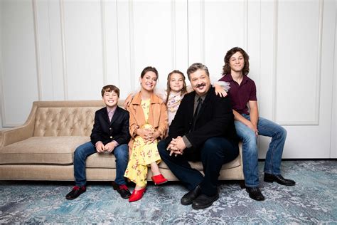 Interview: Lance Barber & Zoe Perry On Playing Parents To Young Sheldon