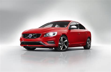 2014 Volvo S60 R-Design | Top Speed