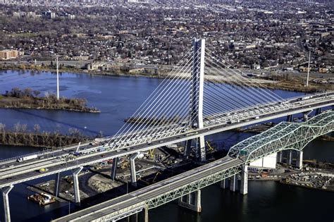 Pont à haubans - Automne 2019 - Pont Samuel-De Champlain