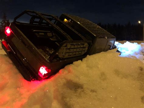 Stupid guy got his truck stuck at gold bar (rc) : r/Edmonton