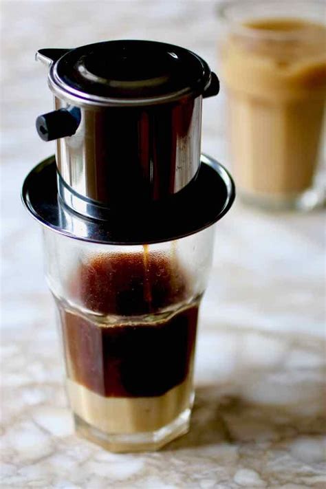 Cà Phê Đá - Traditional Vietnamese Iced Coffee Recipe | 196 flavors | Vietnamese iced coffee ...