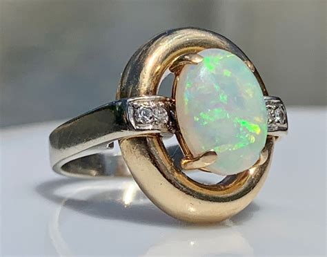 Opal Ring Vintage Australian Opal Engagement Ring Colorful 2.0 Carat Natural Opal 0.04cttw ...