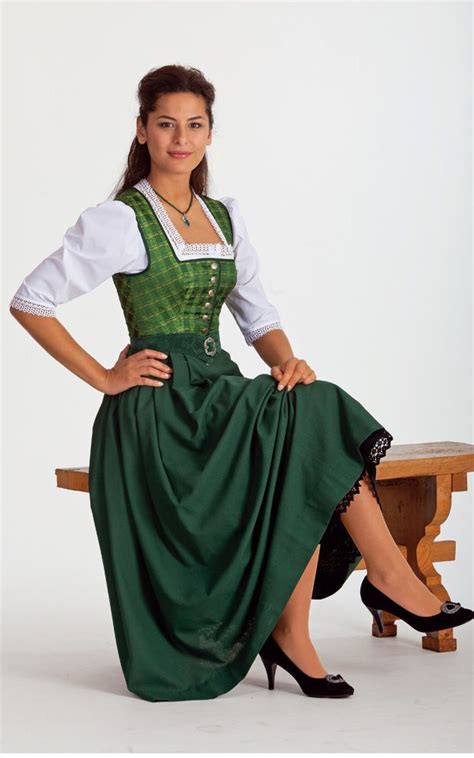 Chiemseer Dirndl | Traditional german clothing, Lovely clothes ...