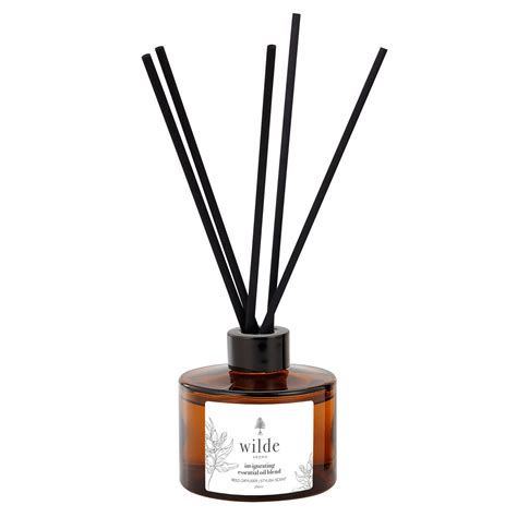 Reed diffuser - Invigorating essential oil blend