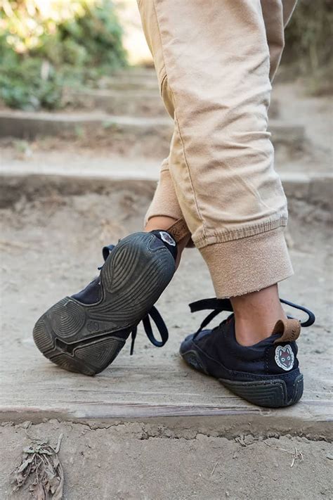 9 Best Barefoot Shoes for Kids (durable + comfortable)