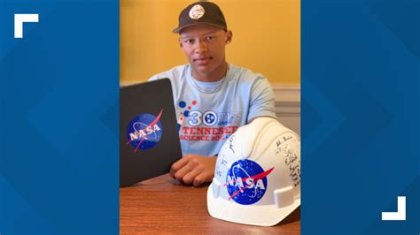 Josh Dobbs to speak at High School Tennessee Science Bowl | wbir.com