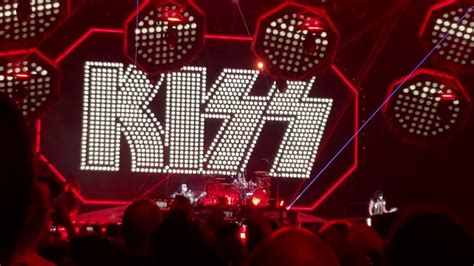 KISS- Shout It Out Loud live Staples Center - YouTube