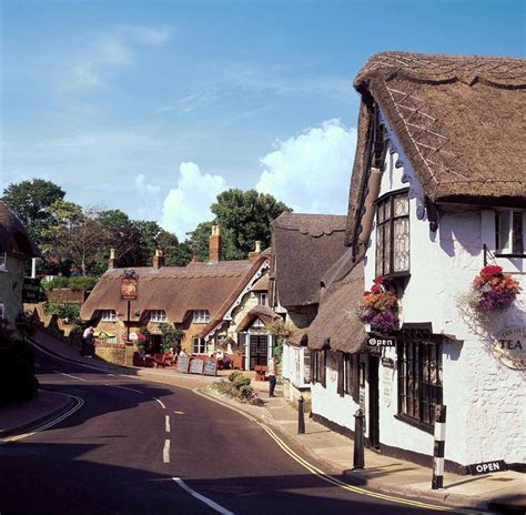 Shanklin, Isle of Wight, England | Shanklin isle of wight, Isle of wight, Isle of wight england