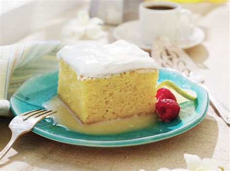 Three Milk Cake (Postre de Tres Leches) | Mexican dessert recipes, Mexican dessert, Three milk cake