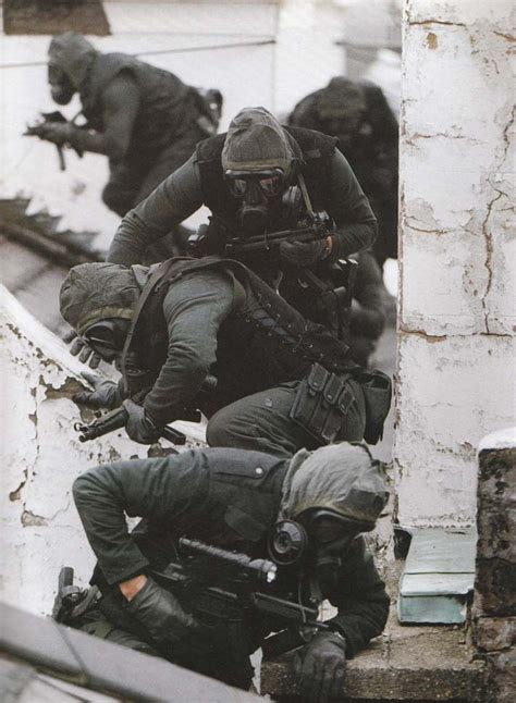 Military Armament | The British SAS during the Iranian embassy siege,...