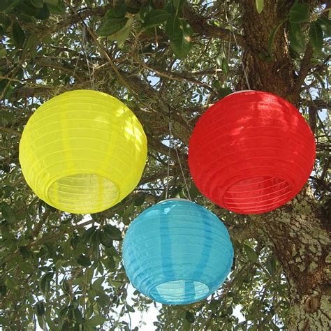 Solar Powered Chinese Lanterns Make Creative Lighting Year Round - Outdoor Patio Ideas