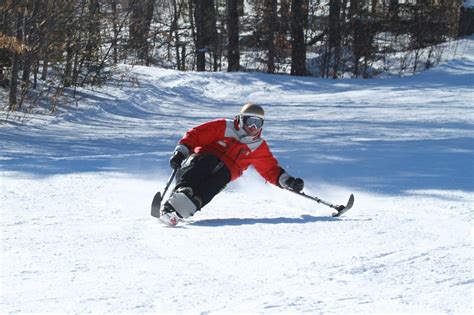 Everyone Outdoors: Adaptive Downhill Skiing Basics