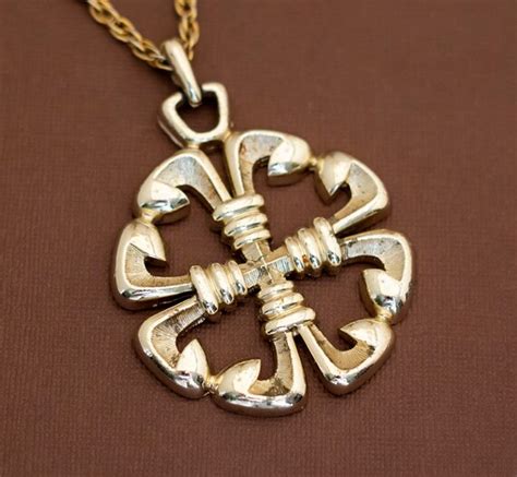 Vintage Elegant Celtic Symbol Necklace 21 inch by Sar… - Gem