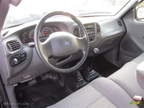 2003 Ford F150 XL Sport SuperCab 4x4 Interior Color Photos | GTCarLot.com