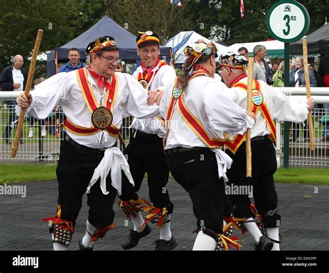 Morris dancing sticks hi-res stock photography and images - Alamy