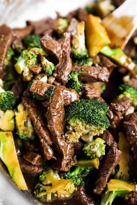 Easy Beef and Broccoli Stir Fry - Savory Nothings