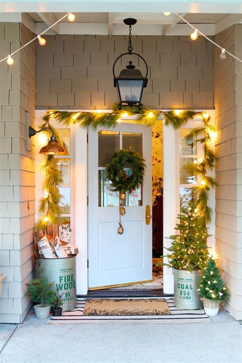 15 Fun & Festive Christmas Porch Ideas - Modern Glam - Holidays