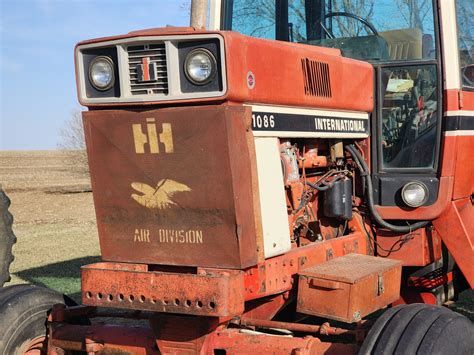 Online Only – 1980 International 1086 – Brock Auction