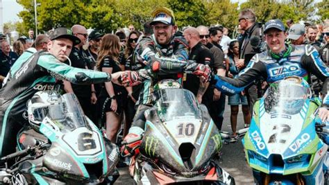 Isle of Man TT Races© - Peter Hickman Wins the 2023 Milwaukee Senior ...