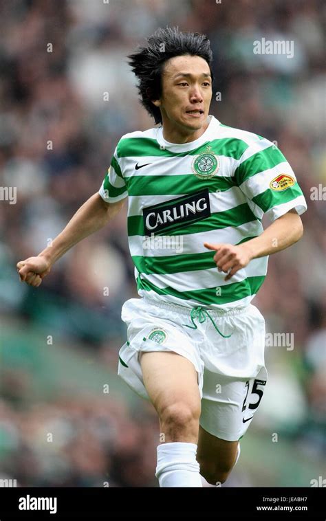 SHUNSUKE NAKAMURA GLASGOW CELTIC FC CELTIC PARK GLASGOW SCOTLAND 25 August 2007 Stock Photo - Alamy