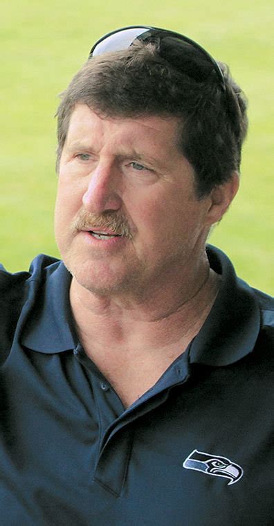 Seahawks coach to emcee at Rhody coronation | Port Townsend Leader