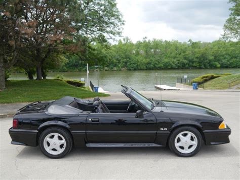 1993 Ford Mustang | Midwest Car Exchange